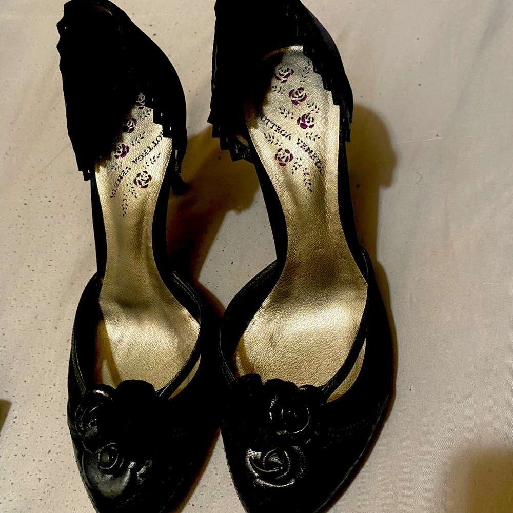 Vintage Bottega  Veneta Black Hell Shoes Made In Italy Size 37 1/2